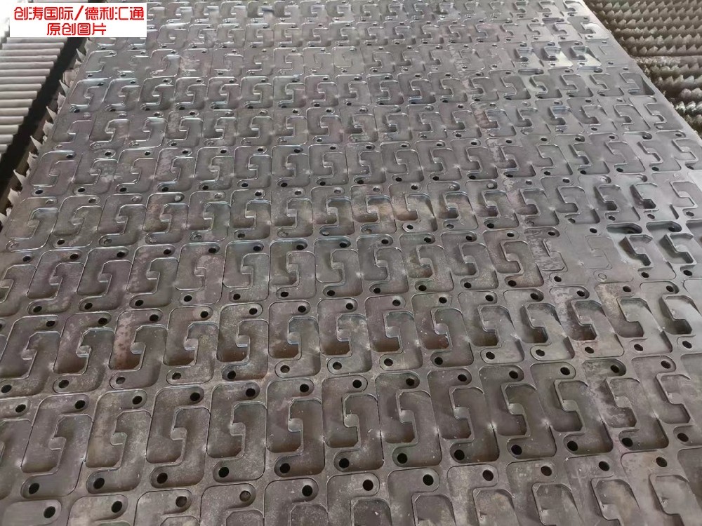 钢板加工件